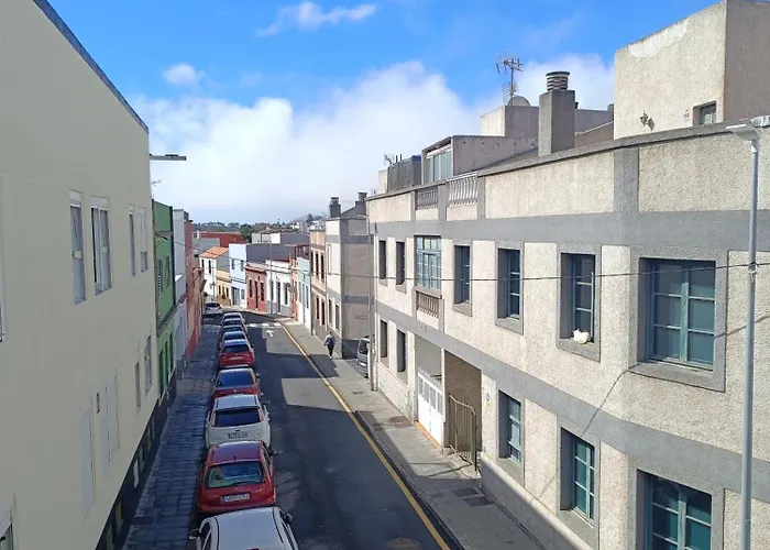 Amplia Y Luminosa En El Centro De Apartamento La Laguna (Tenerife)