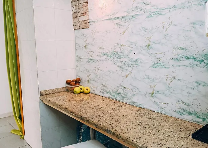 Apartamento Amplia Y Luminosa En El Centro De *