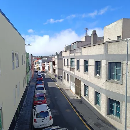 Amplia Y Luminosa En El Centro De Appartement La Laguna (Tenerife)