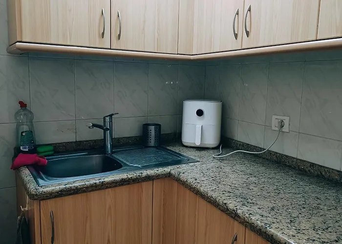 Amplia Y Luminosa En El Centro De *