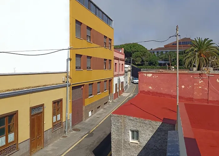 Amplia Y Luminosa En El Centro De La Laguna (Tenerife)